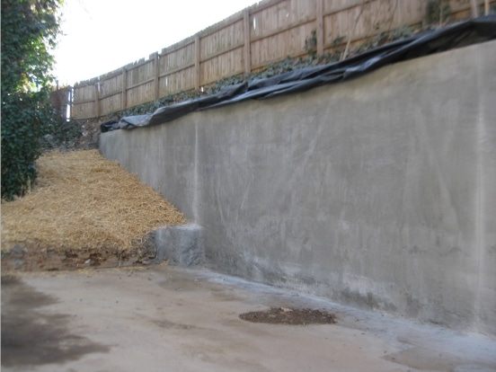 foundation wall preventing runoff